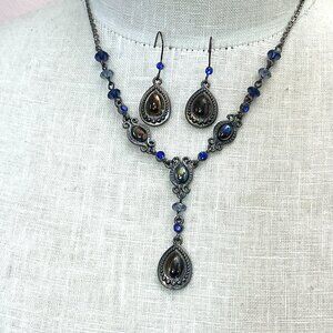 Victorian-Inspired Silver Necklace and Earring Set With Blue Accents Teardrop Pe